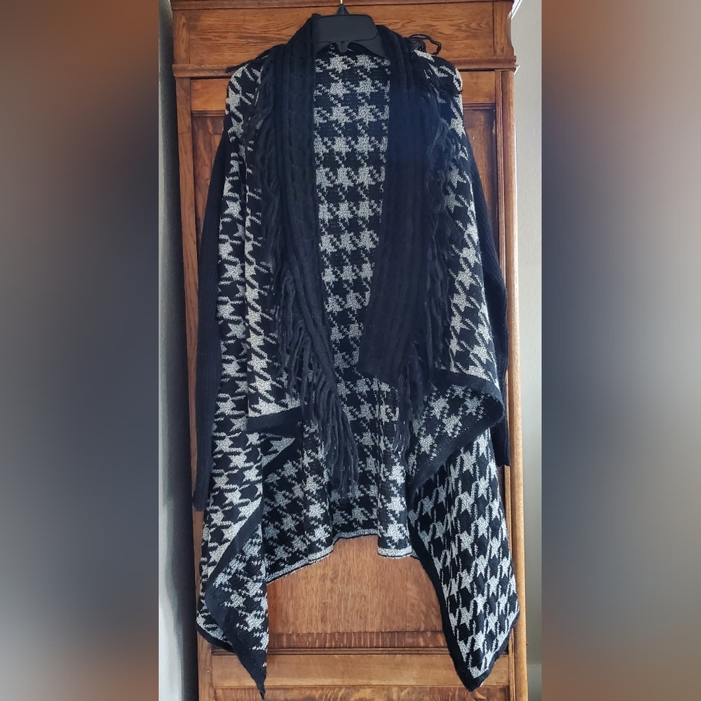 ETHYL HOUNDSTOOTH WATERFALL OPENFRONT CARDIGAN SWEATER SMALL